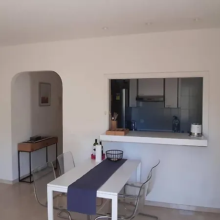 With 2 Big Bedrooms On + Terraces *